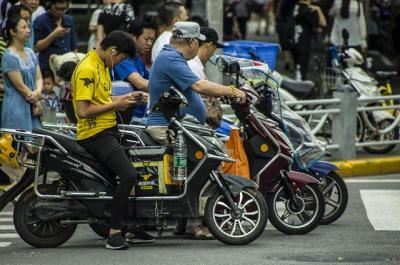 电动摩托车上牌费用（电动摩托车上牌价目表）