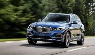 宝马x5油电混合最低价是多少 最低价85万(搭载3.0T六缸发动机) 